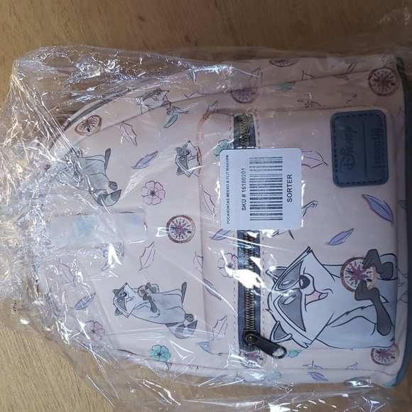 Loungefly Disney Pastel Backpack main image 5